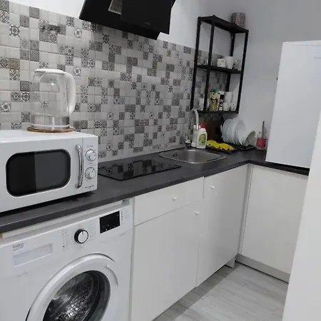 Lave Apartment *
